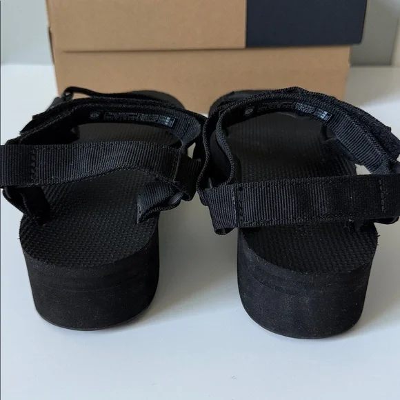 Text Universal Flatform - Black - Size 7 - Picture 8 of 10